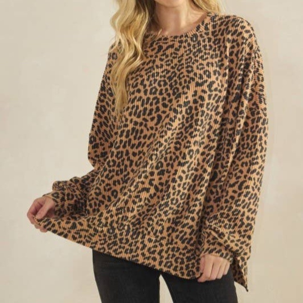 Camel Leopard Animal Print Ribbed Top Heimish USA Relaxed Oversized Fit Sz M